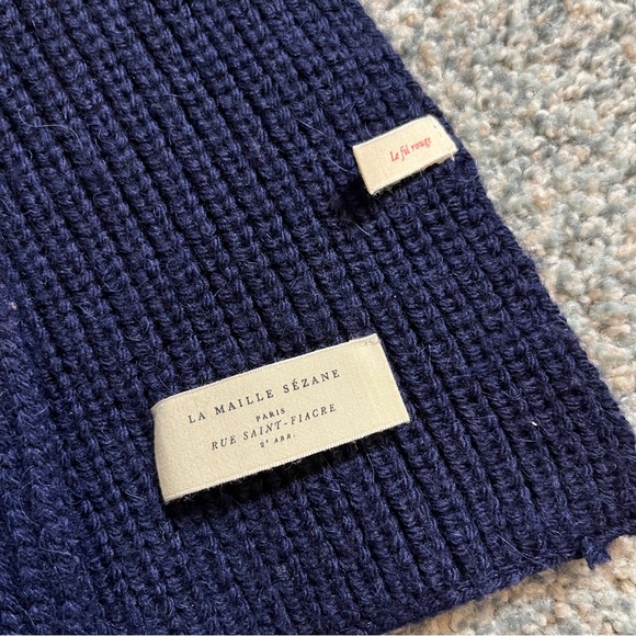 Sezane Knit Scarf Navy - Picture 7 of 8